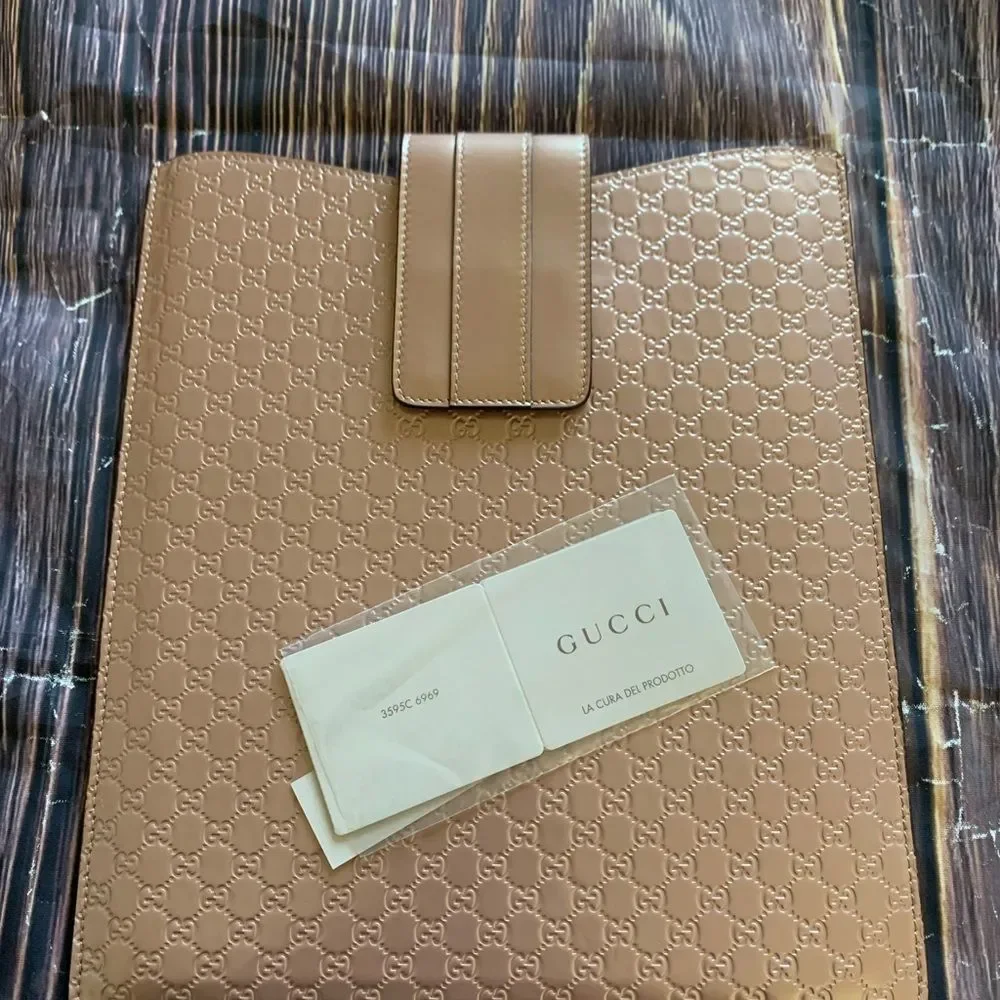 GUCCI 256575-0416 GG GUCCISSIMA LEATHER CARRIER SLEEVE/CASE for iPad etc.